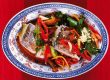 Gedämpfter Silberfisch mit Gemüse und Chili