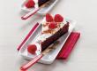 Schokotorte mit Kardamom und Himbeeren