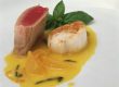 Jakobsmuscheln mit Thunfisch auf Orangen-Basilikumbutter