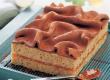 Zucchinikuchen mit Marzipan