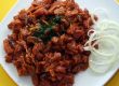 Rindfleisch mit Zwiebeln aus dem Wok