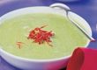 Zucchinicremesuppe mit getrockneten Tomaten