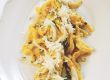 Kürbisspätzle mit geriebenem Schafkäse