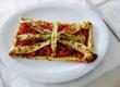 Flammkuchen mit Bärlauchpesto und Thunfisch Flammkuchen mit Bärlauchpesto und Thunfisch