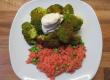 Backofen-Brokkoli mit rosa Erbsenreis und Currydip Backofen-Brokkoli mit rosa Erbsenreis und Currydip