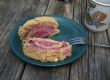 Biskuitroulade mit Topfen-Beerenfülle Biskuitroulade mit Topfen-Beerenfülle