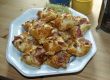 Topfengolatschen mit Erdbeeren und Hollerblüten Topfengolatschen mit Erdbeeren und Hollerblüten