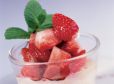 Erdbeeren mit Eierlikör-Mascarino-Creme