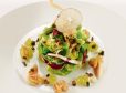 Herbstlicher Salat mit Nüssen