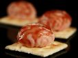 Halloween Cracker mit Gehirn