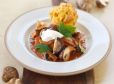 Schwammerlgulasch mit Knödel