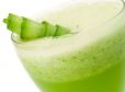 Smoothie mit Broccoli, Apfel und Gurke