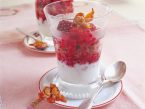 Dinkelreis Schmarren mit Nüssen & Beeren
