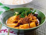 Schweinsgulai mit Ka...