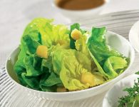 Grüner Salat mit Sac...