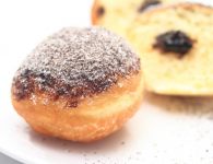 Krapfen mit Powidl -...