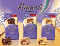 Türchen 8: Gewinnen Sie 5 Weihnachtspackages von Milka Amavel