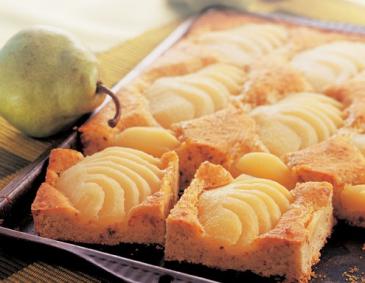 Birnen-Mandel-Blechkuchen