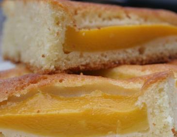 Blechkuchen mit Mango Blechkuchen mit Mango