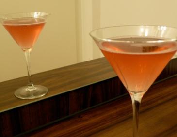 Granatapfelsirup mit Amaretto und Spumante Granatapfelsirup mit Amaretto und Spumante