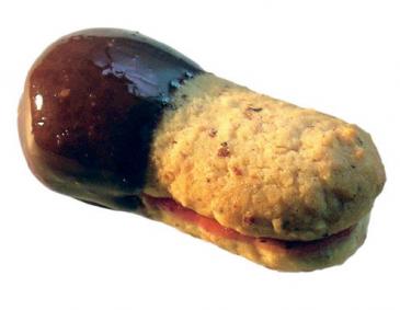 Linzer Kipferl mit Nüssen Linzer Kipferl mit Nüssen