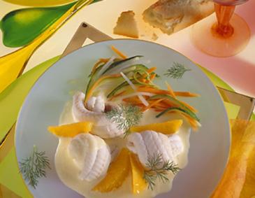 Seezungenröllchen in Orangen-Brunch-Sauce Seezungenröllchen in Orangen-Brunch-Sauce