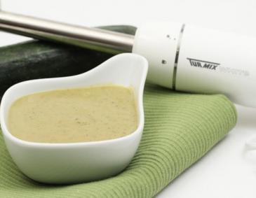 Zucchini-Kokos-Suppe Zucchini-Kokos-Suppe
