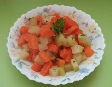 Karotten-Kohlrabi Gemüse Karotten-Kohlrabi Gemüse