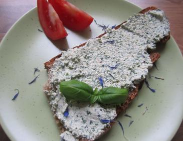 Veganer Petersilienaufstrich Veganer Petersilienaufstrich