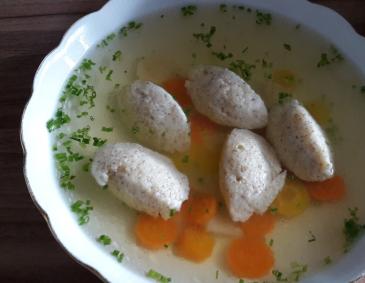 Dinkelgrießnockerl für Klare Suppe Dinkelgrießnockerl für Klare Suppe