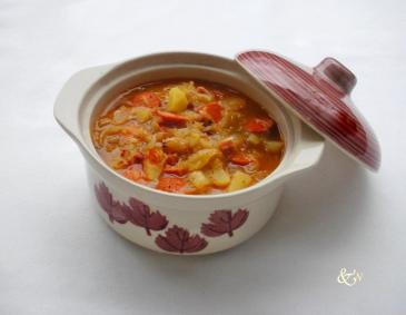 Krautsuppe mit Debrezinern Krautsuppe mit Debrezinern