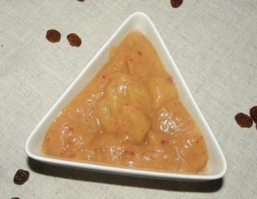 Apfelmus mit Rosinen Apfelmus mit Rosinen