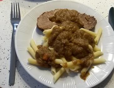 Rinderschmorbraten mit Suppengrün Rinderschmorbraten mit Suppengrün