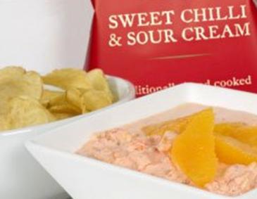 Sweet Chilli & Vodka Orangen Dip für Chips Sweet Chilli & Vodka Orangen Dip für Chips