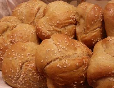 Buttermilch Weckerl Buttermilch Weckerl