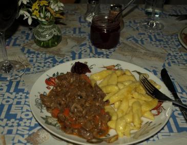 Wildschweinragout mit Pilzen Wildschweinragout mit Pilzen