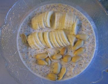 Banane-Erdnuss Powerfrühstück Banane-Erdnuss Powerfrühstück