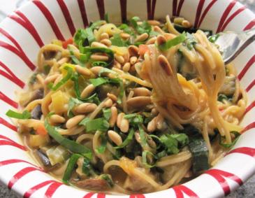 One Pot Pasta mit Pilzen und Gemüse One Pot Pasta mit Pilzen und Gemüse