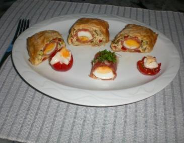 Versunkene Eier im Strudelteig Versunkene Eier im Strudelteig