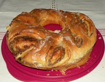 Nuss-Kranzkuchen Nuss-Kranzkuchen