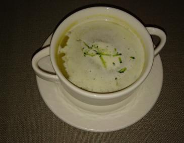 Zucchini-Cremesuppe Zucchini-Cremesuppe