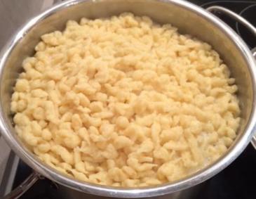 Spätzle Grundrezept Spätzle Grundrezept
