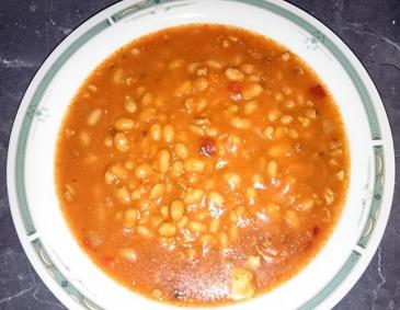 Serbische Bohnensuppe Serbische Bohnensuppe