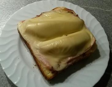 Toast mit Mangospalten Toast mit Mangospalten