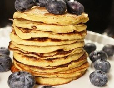 3-Zutaten Paleo-Pancakes 3-Zutaten Paleo-Pancakes