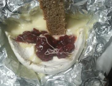 Heißer Camembert zum dippen Heißer Camembert zum dippen