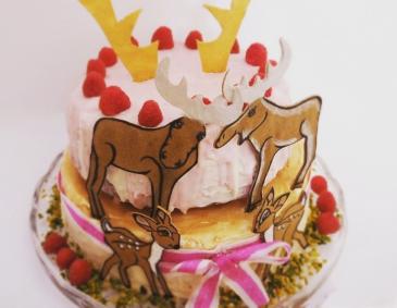 Elchtorte mit Himbeer- und Mangofülle Elchtorte mit Himbeer- und Mangofülle