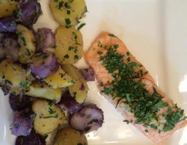 Forellenfilets mit Petersilerdäpfel Forellenfilets mit Petersilerdäpfel
