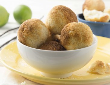 Cocada (Brasilianische Kokosbällchen) Cocada (Brasilianische Kokosbällchen)