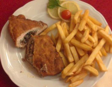 Schinken-Gorgonzola-Feigen Cordon Bleu Schinken-Gorgonzola-Feigen Cordon Bleu